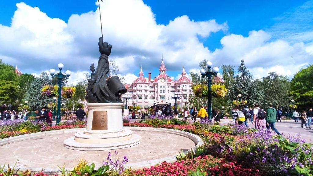 Appartements Studio Et Japan Room - Proche Disneyland Paris Crecy-la-Chapelle Exterior photo